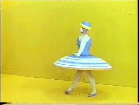 aris bauhaus oskar schlemmer dia triadische ballet