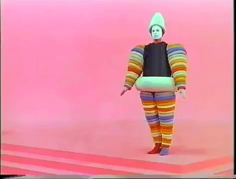 aris bauhaus oskar schlemmer dia triadische ballet
