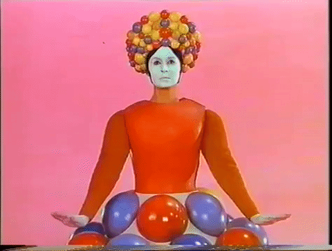 aris bauhaus oskar schlemmer dia triadische ballet