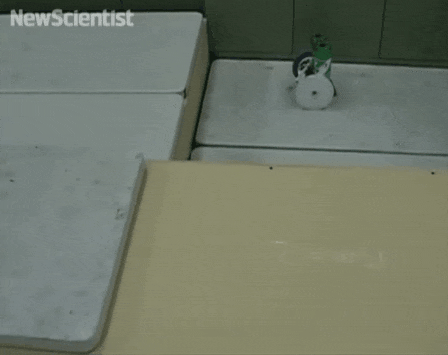 robot satisfying obstacles