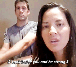 olivia munn green bay packers aaron rodgers