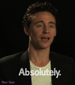 reaction yes tom hiddleston