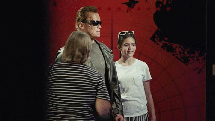 arnie tourists tussauds