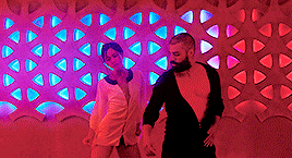 exmachina domhnallgleeson oscarisaac