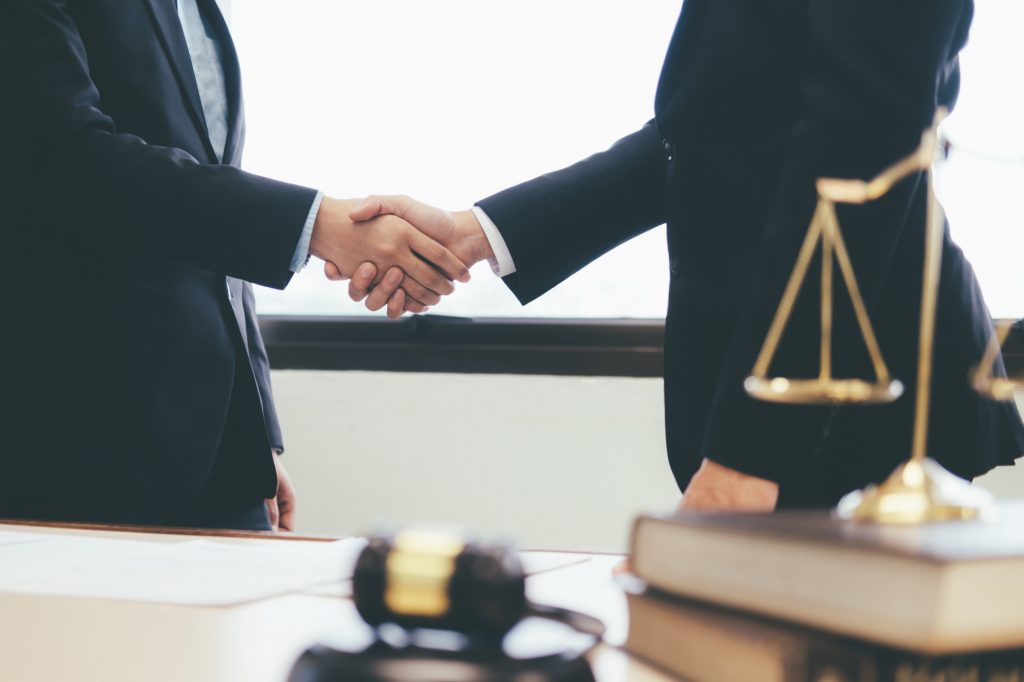 how to start your own law firm