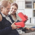 4 Ideas for Customized Gifts for Dad